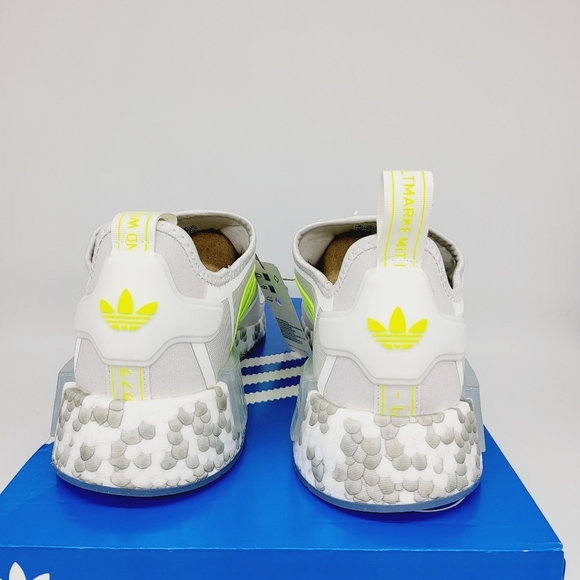 New Adidas NMD_R1 Men\'s Running Shoes Size 10.5 main image 6